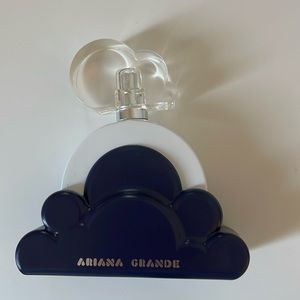 empty ariana grande cloud 2.0 ☁️